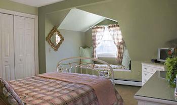 Annabelle Bed & Breakfast Sandwich Exterior photo